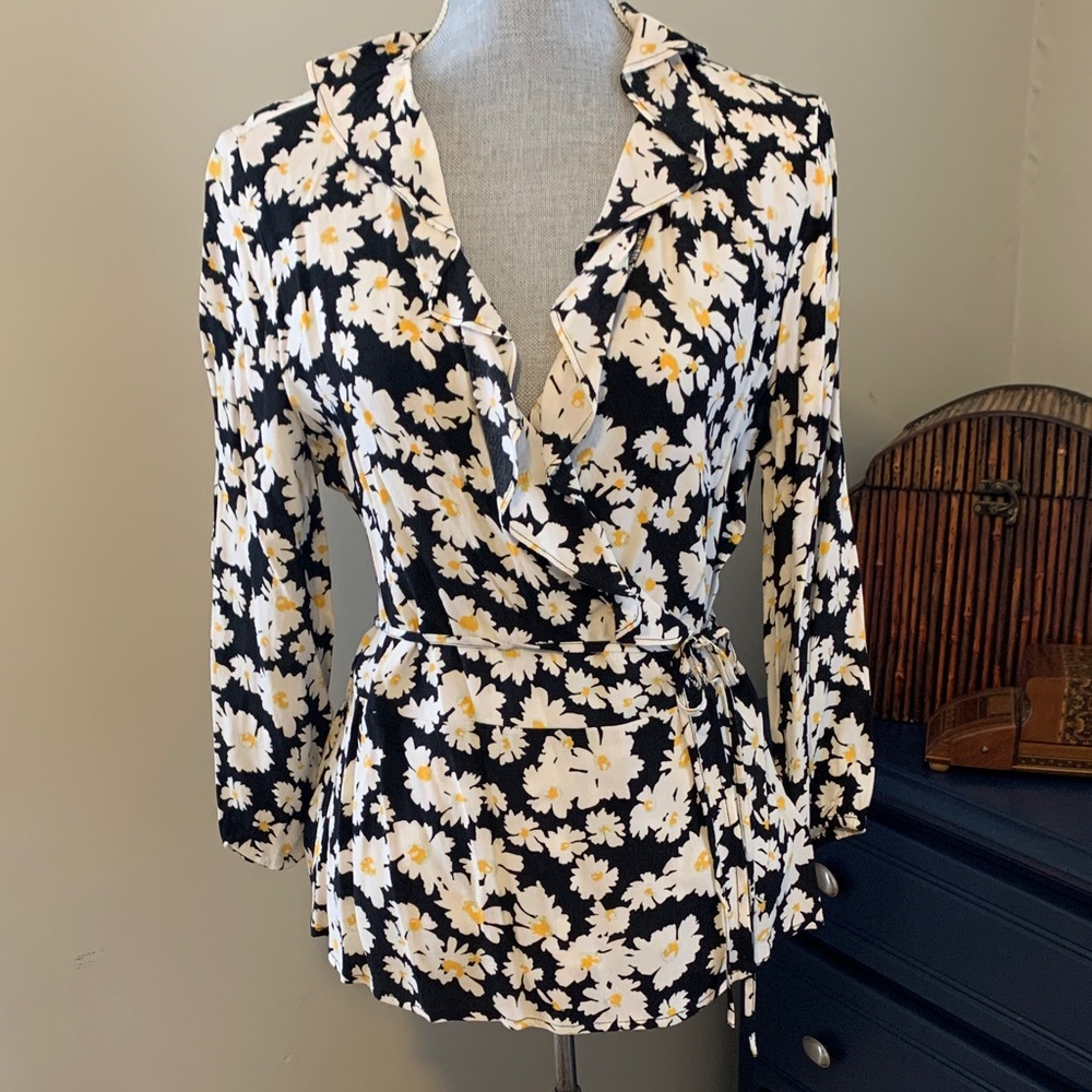 GAP Floral Wrap Top